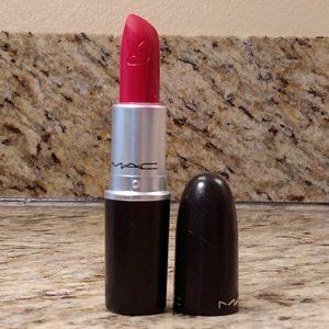 MAC Retro Matte Lipstick RiRi Woo